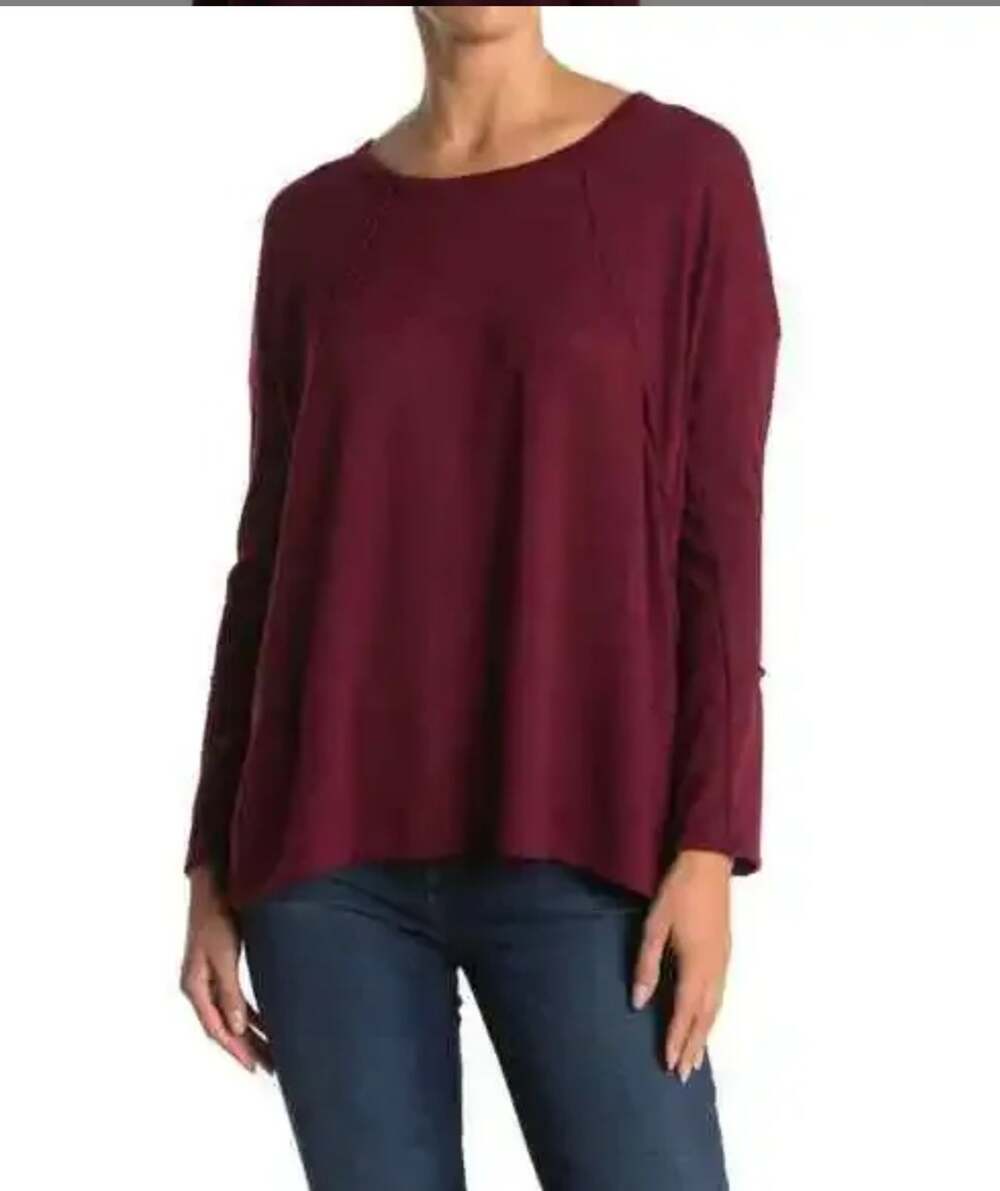 Forgotten Grace Women's Brushed Hacci Side Slit Crewneck Long Sleeve T-Shirt Top